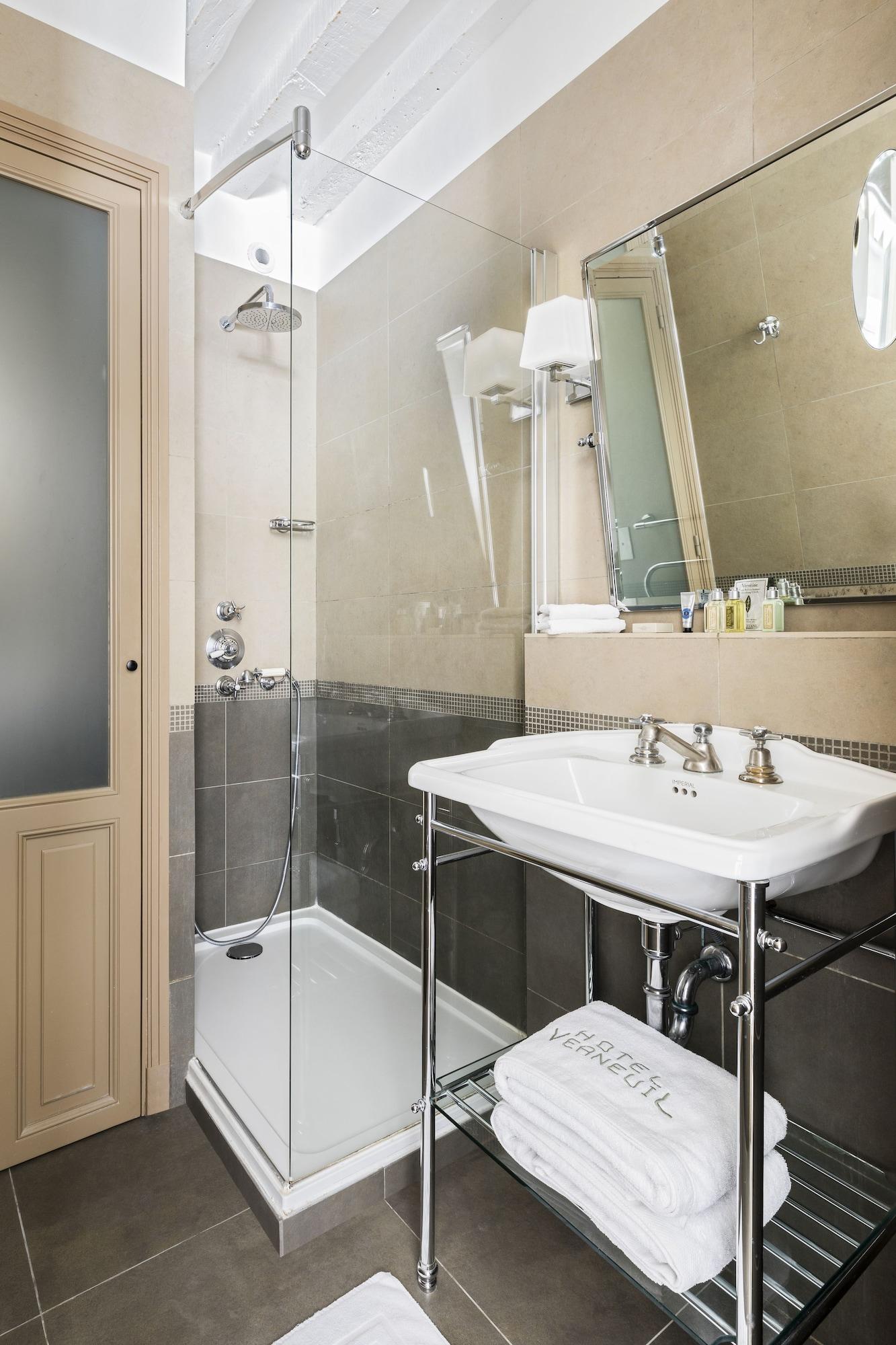 Hotel Verneuil Saint Germain Париж Екстериор снимка
