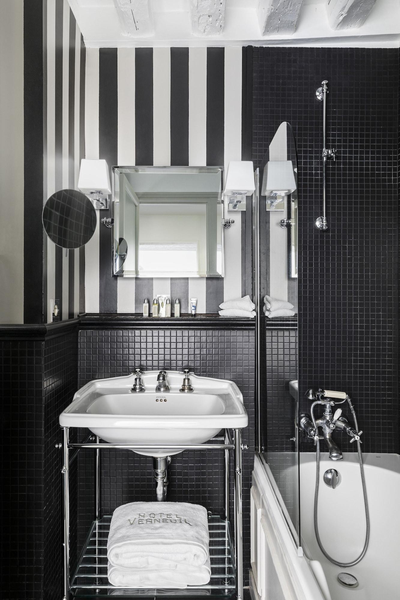 Hotel Verneuil Saint Germain Париж Екстериор снимка